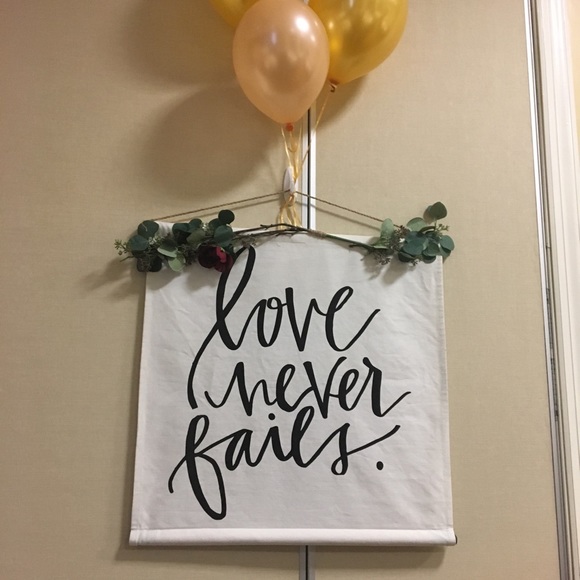 Meet your Posher, Mae - Picture 3 of 3